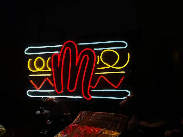 Letrero Neon Maty Mechada